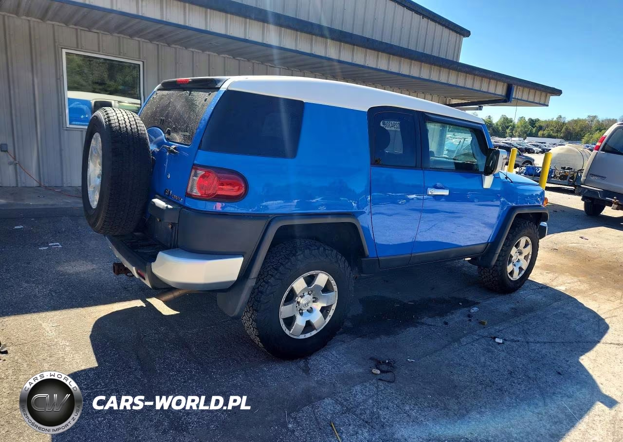 2007 Toyota Fj Cruiser Base VIN:JTEBU11F370095259 - 3