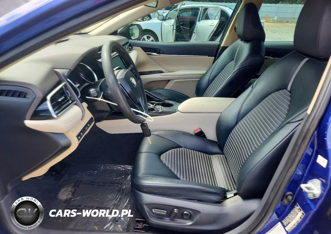 2018 Toyota Camry Le VIN:JTNB11HK5J3015574 - 7