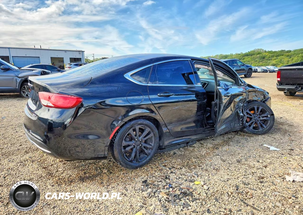 2015 Chrysler 200 Limited VIN:1C3CCCAB1FN574824 - 3