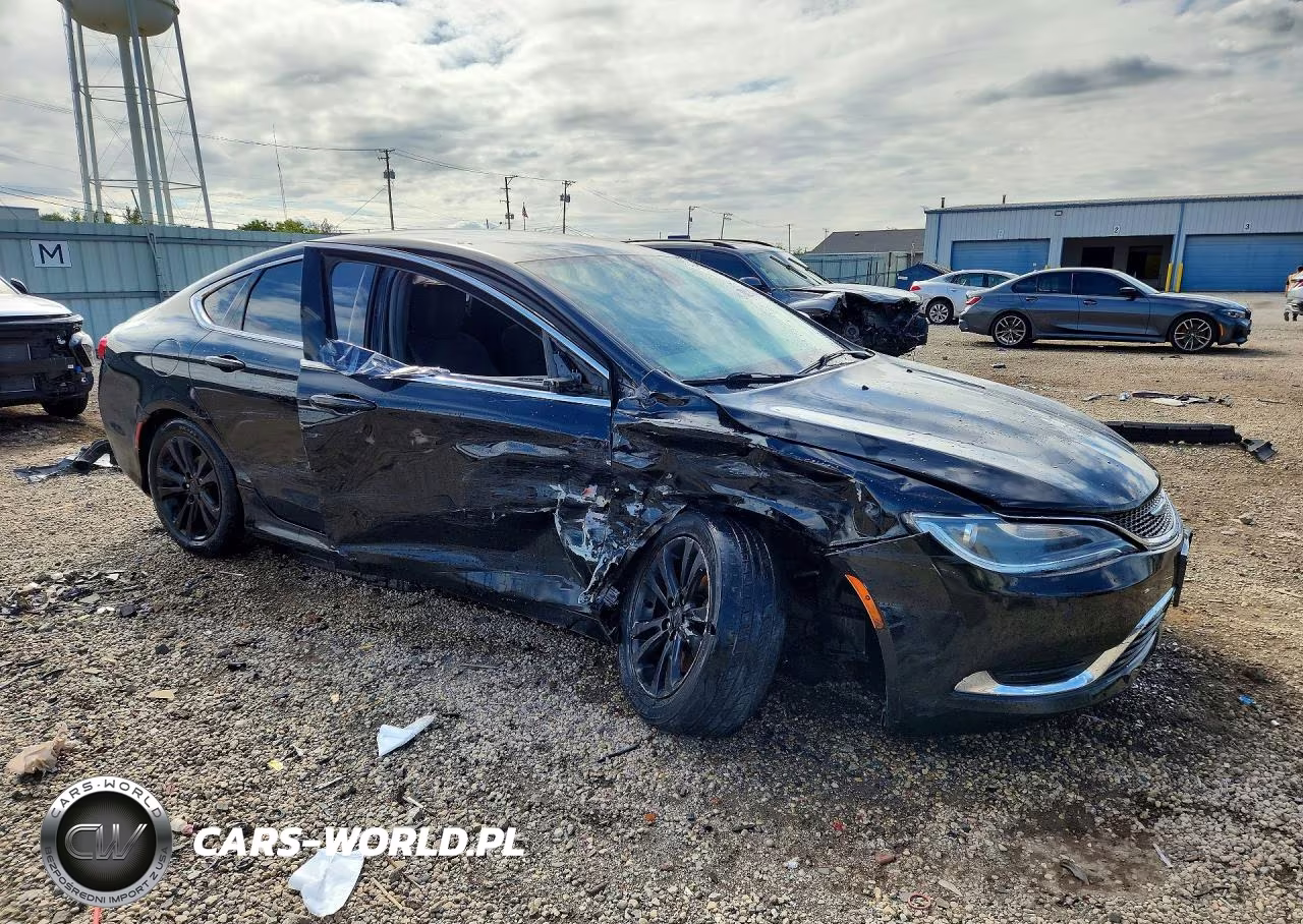 2015 Chrysler 200 Limited VIN:1C3CCCAB1FN574824 - 4