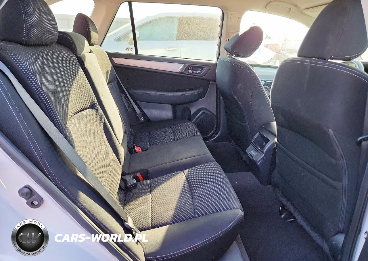 2018 Subaru Outback 2.5I Premium VIN:4S4BSAFC4J3384385 - 11