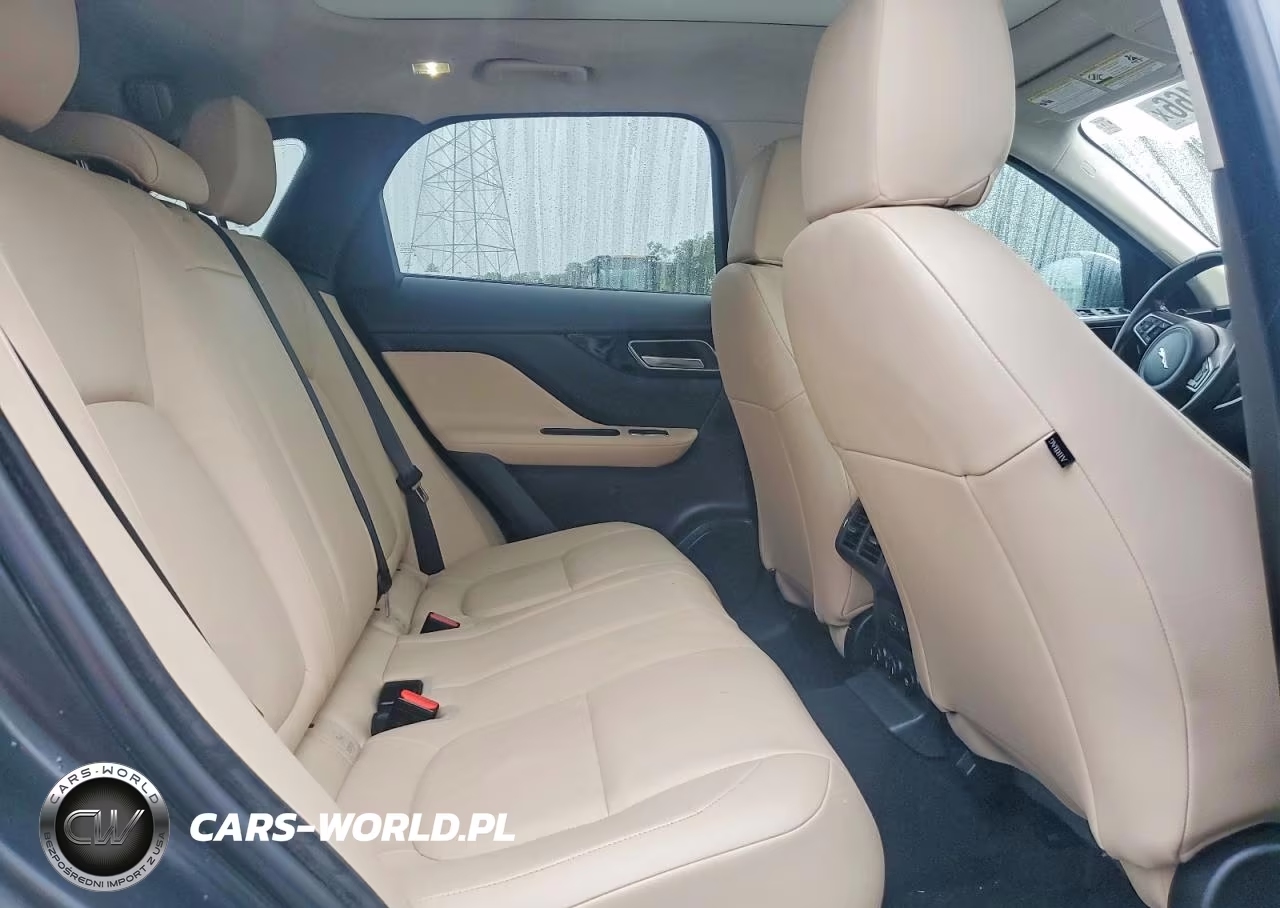 2020 Jaguar F-Pace Premium VIN:SADCJ2FX0LA656535 - 11