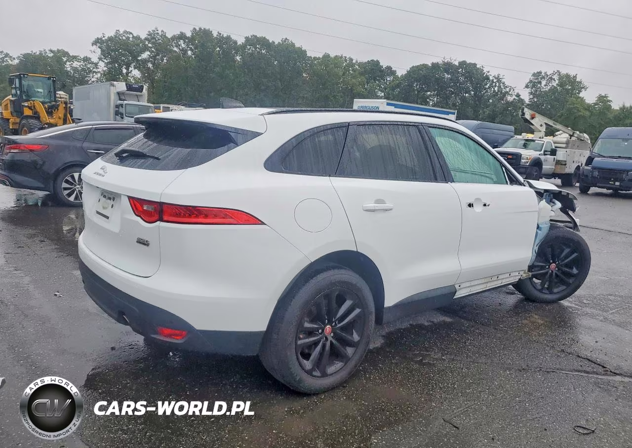 2020 Jaguar F-Pace Premium VIN:SADCJ2FX0LA656535 - 3