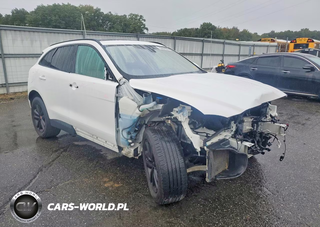2020 Jaguar F-Pace Premium VIN:SADCJ2FX0LA656535 - 4