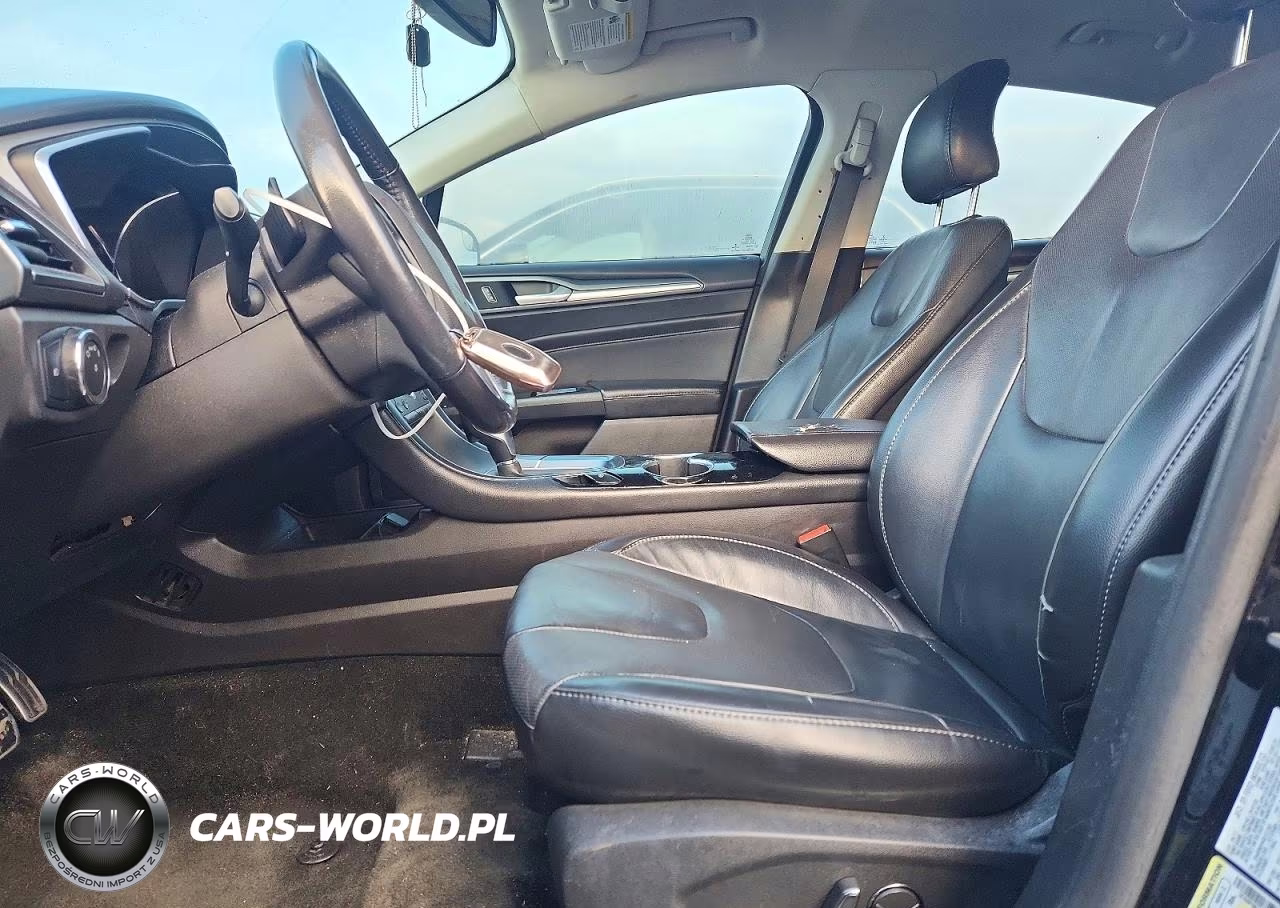 2016 Ford Fusion Titanium VIN:3FA6P0K99GR151582 - 7