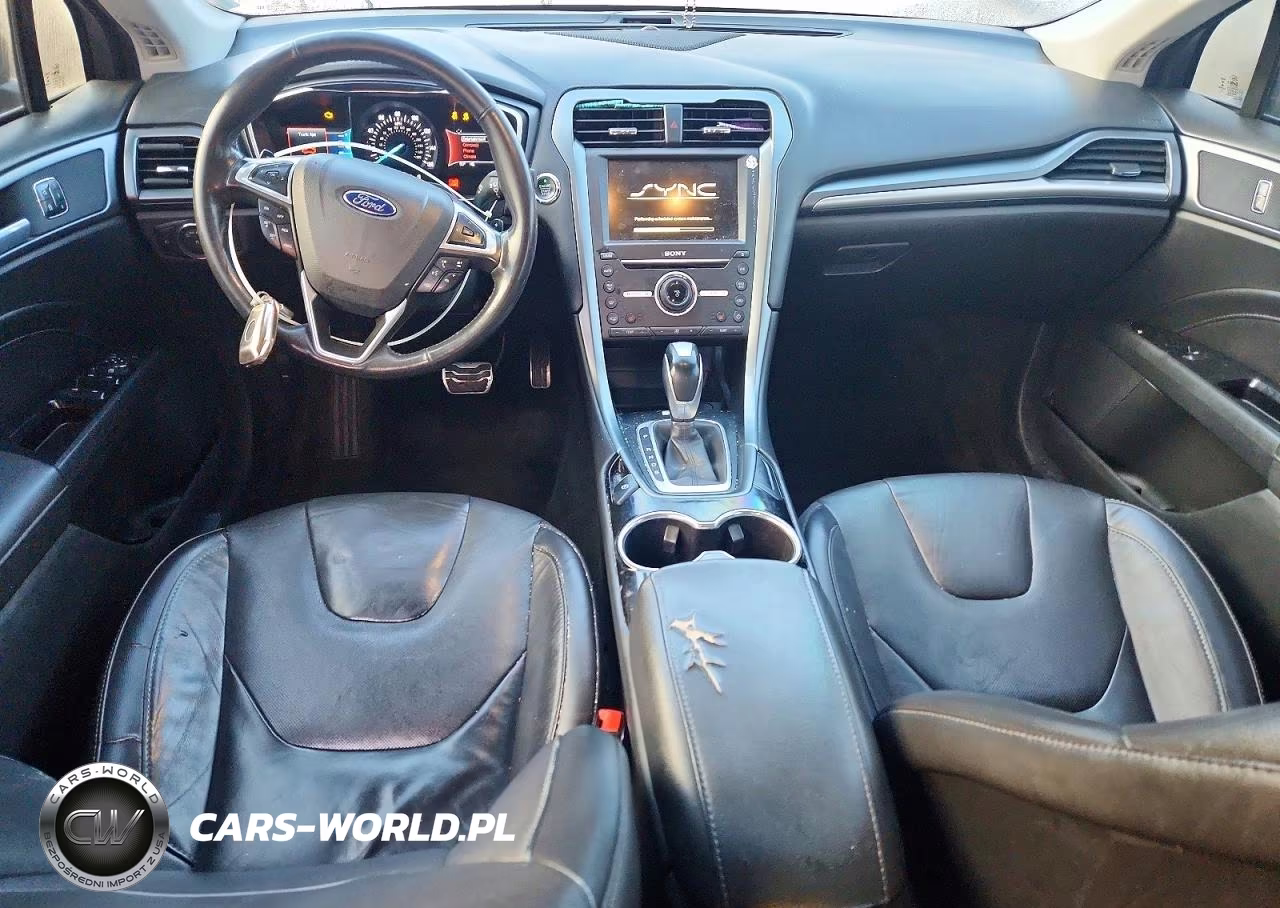 2016 Ford Fusion Titanium VIN:3FA6P0K99GR151582 - 8