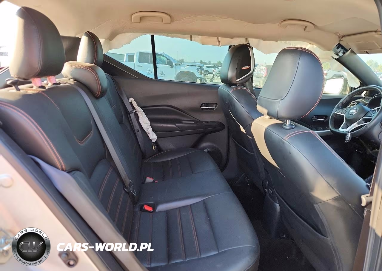 2020 Nissan Kicks Sr VIN:3N1CP5DV7LL508357 - 10