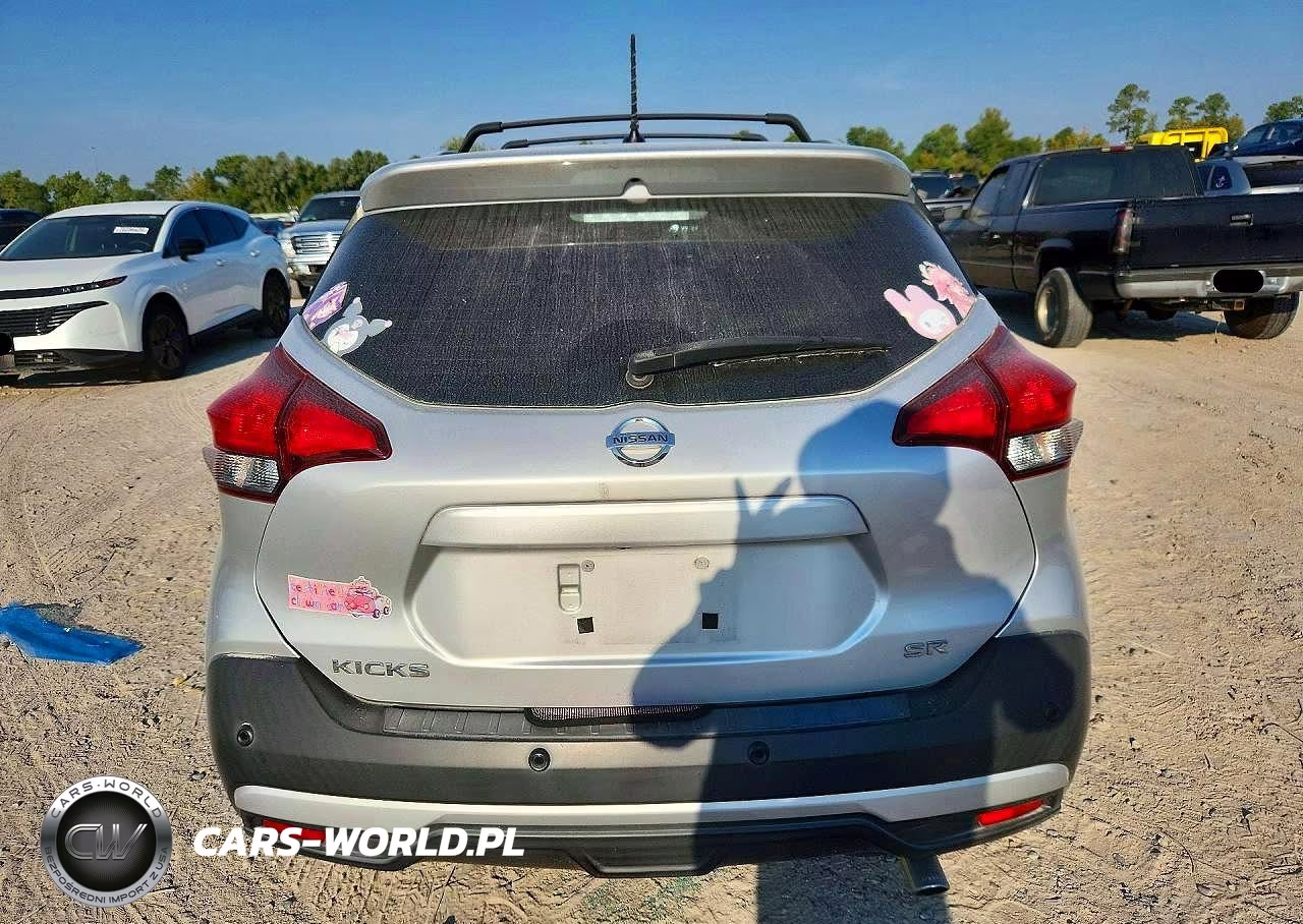 2020 Nissan Kicks Sr VIN:3N1CP5DV7LL508357 - 6
