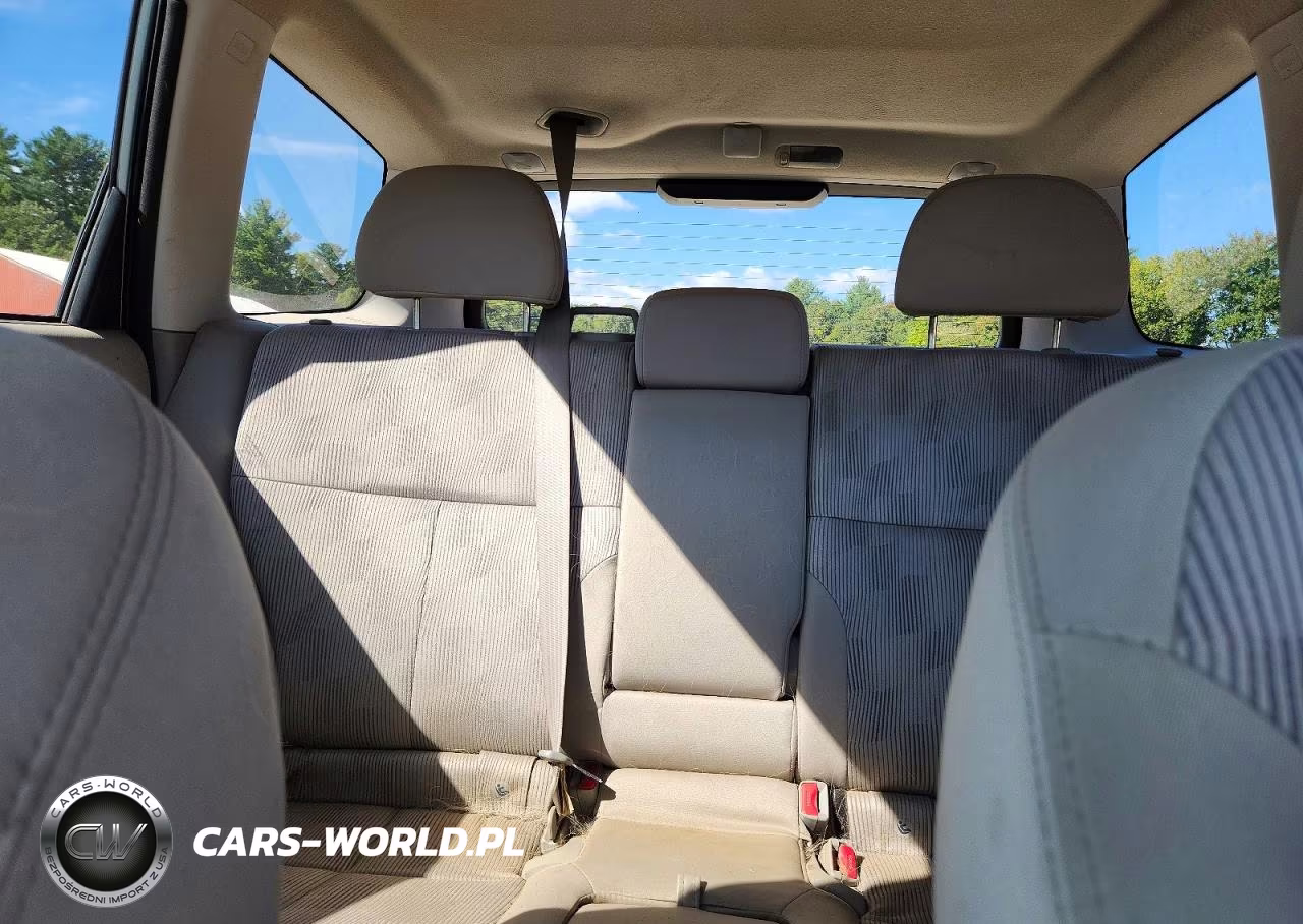 2010 Subaru Forester 2.5X Premium VIN:JF2SH6CC4AH794757 - 10