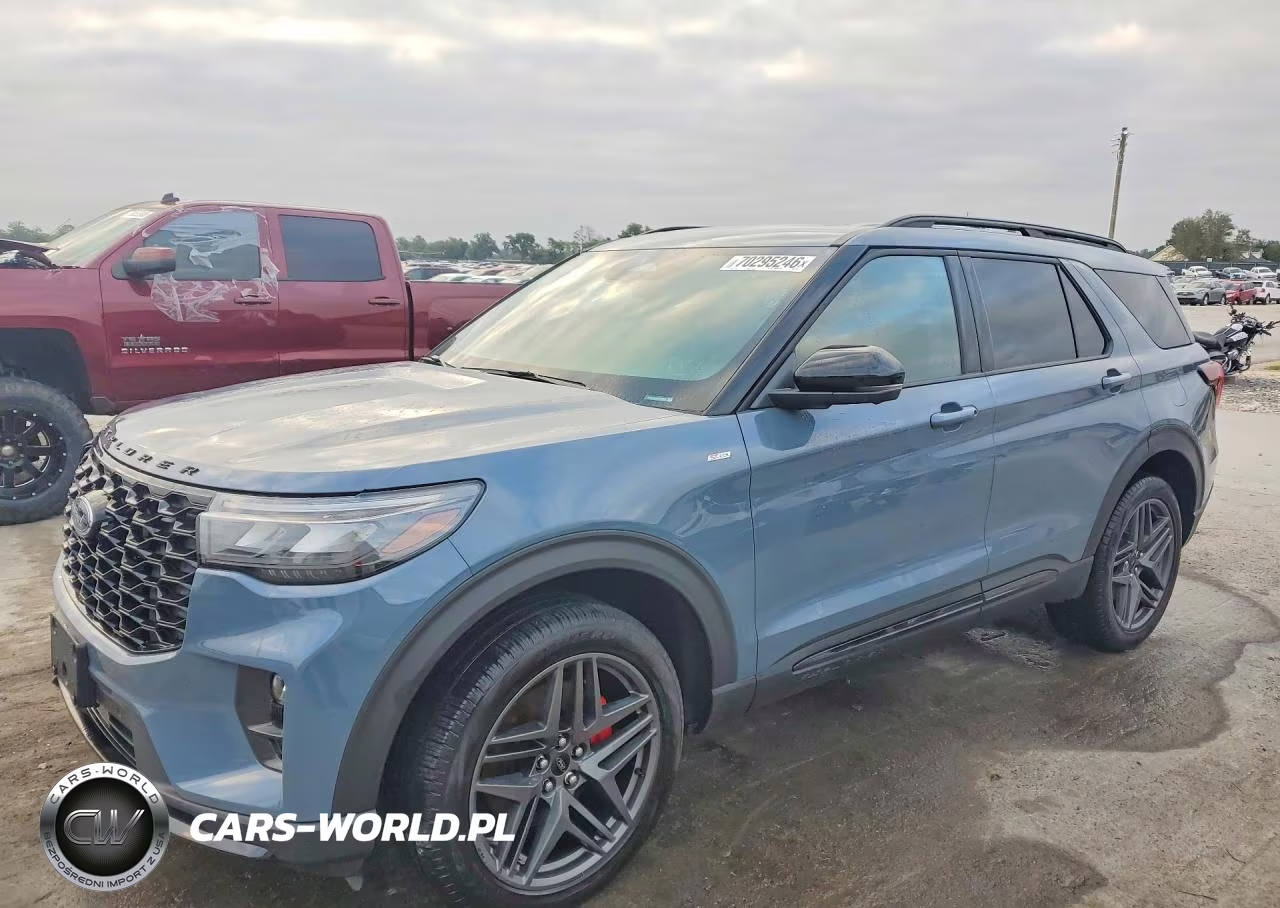 2025 Ford Explorer
