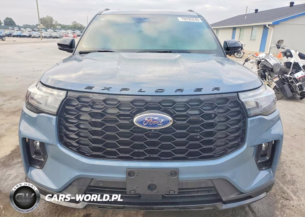2025 Ford Explorer VIN:1FMUK8KH9SGC39551 - 5