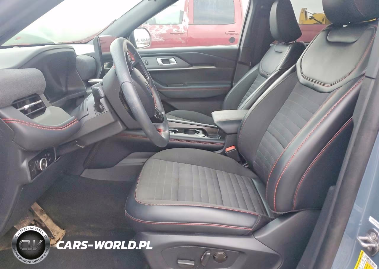 2025 Ford Explorer VIN:1FMUK8KH9SGC39551 - 7