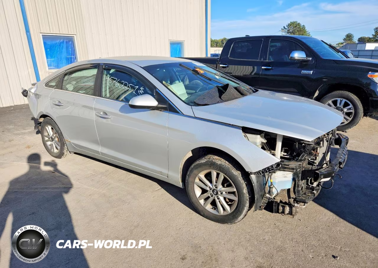 2017 Hyundai Sonata VIN:5NPE24AF6HH573431 - 4