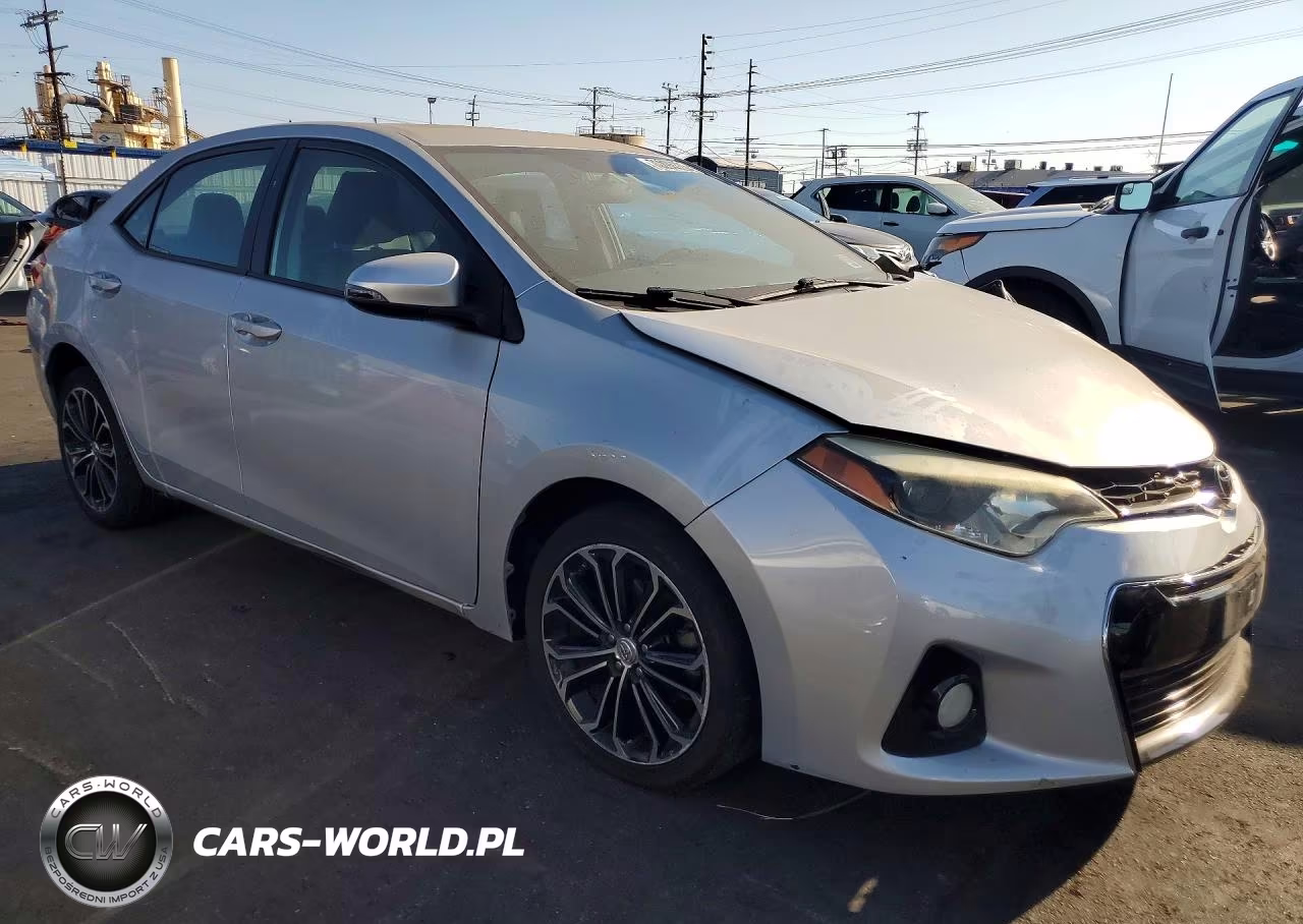 2016 Toyota Corolla S Plus VIN:5YFBURHE0GP496659 - 4