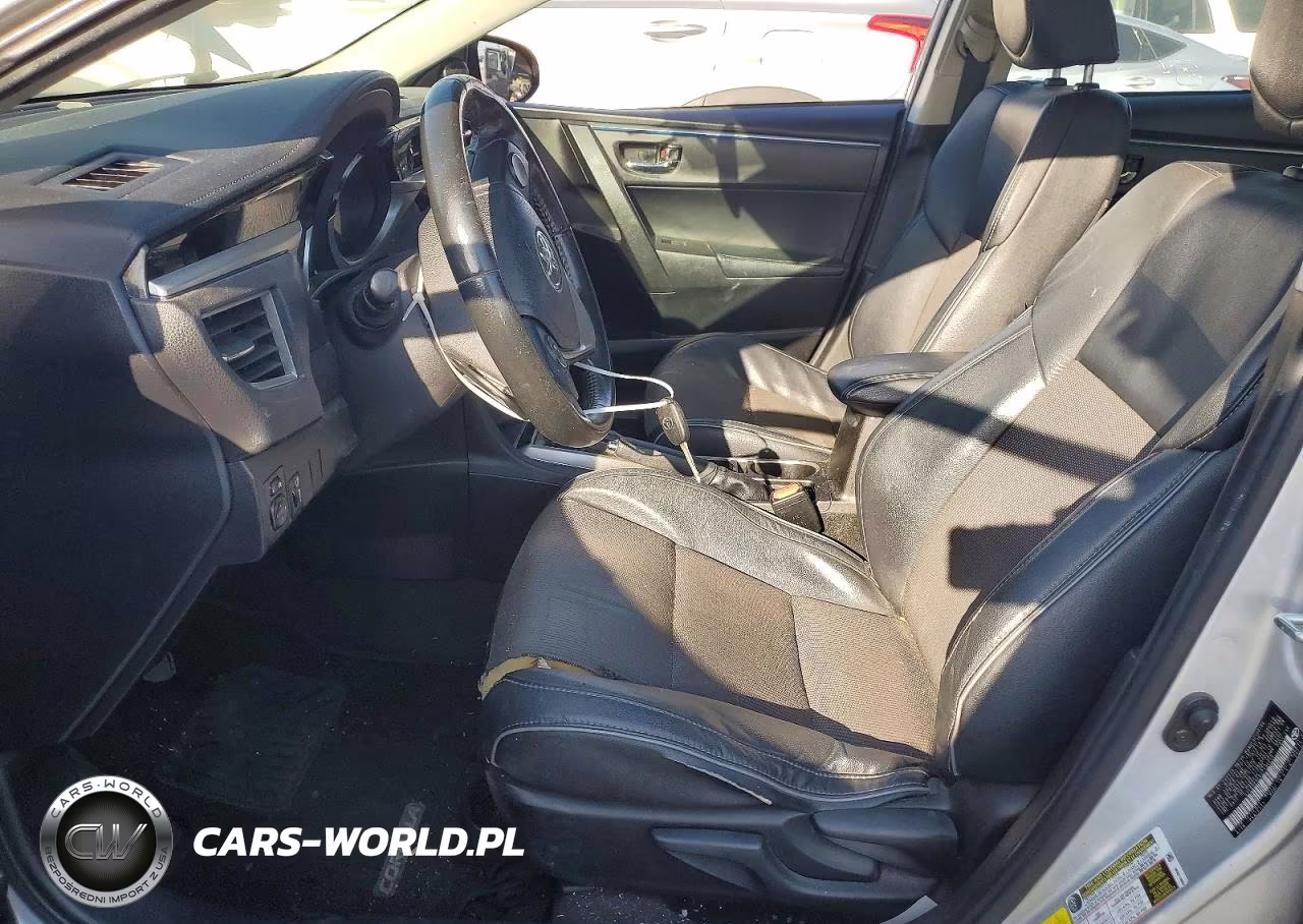 2016 Toyota Corolla S Plus VIN:5YFBURHE0GP496659 - 7