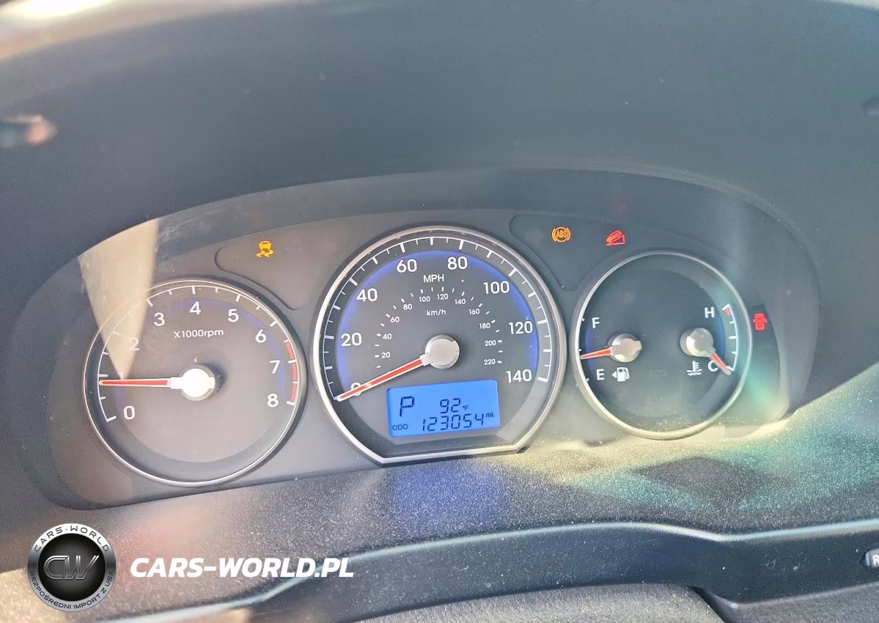 2012 Hyundai Santa Fe Gls VIN:5XYZG3ABXCG158199 - 9