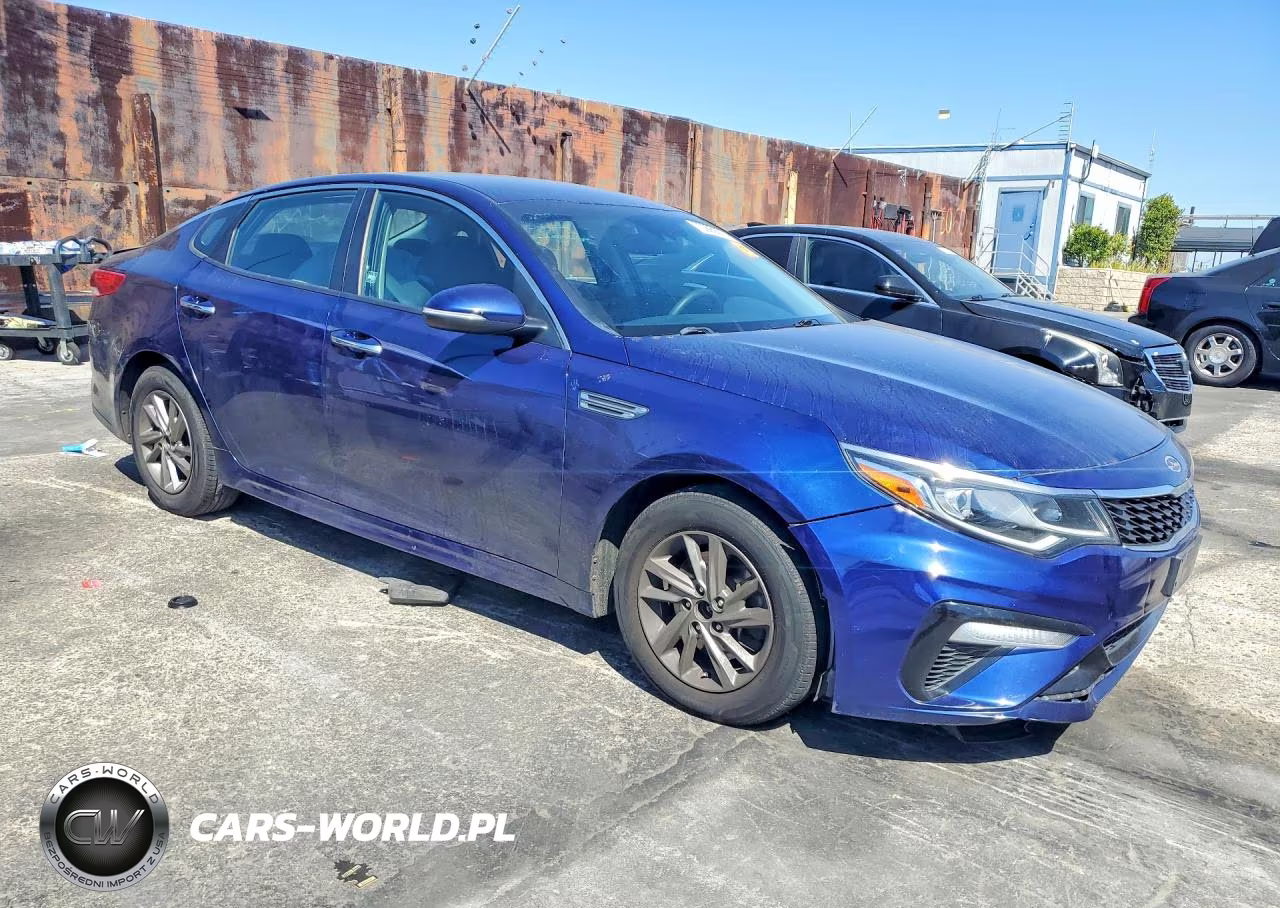 2019 Kia Optima Lx VIN:5XXGT4L37KG324115 - 4