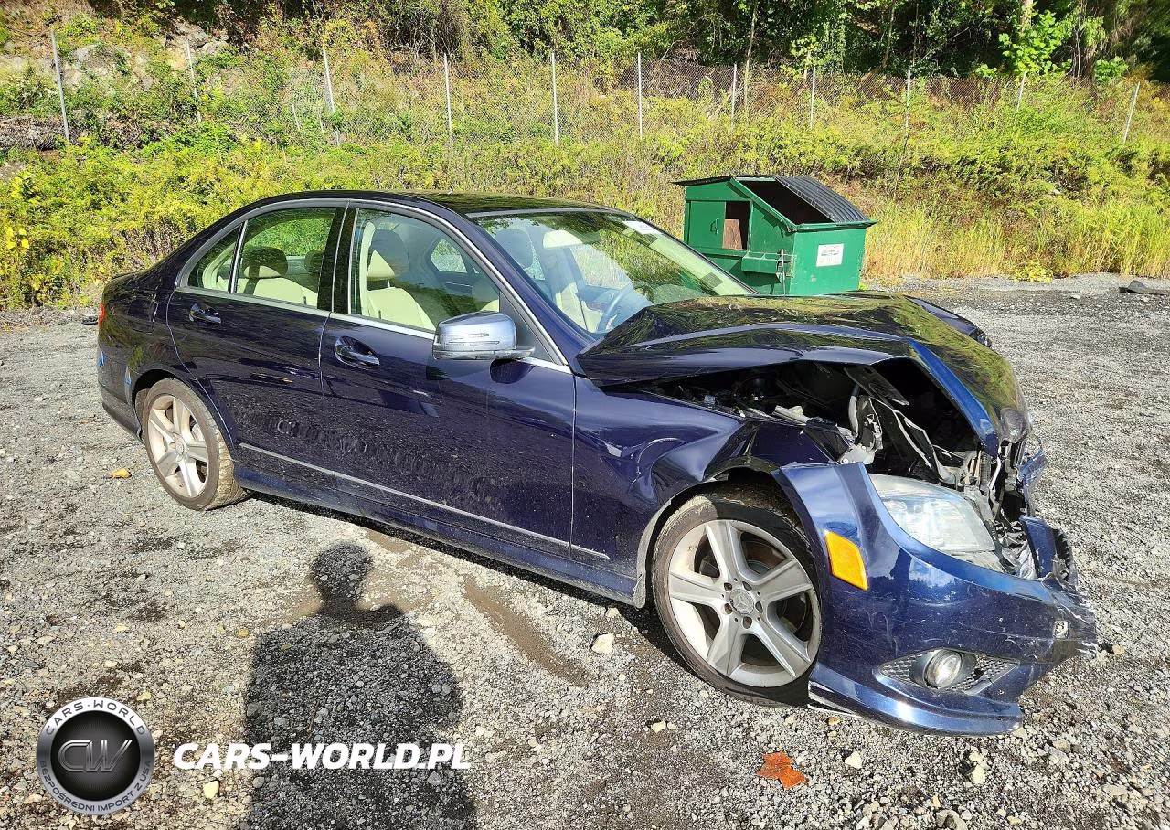 2010 Mercedes-Benz C 300 4Matic VIN:WDDGF8BB7AR106085 - 4