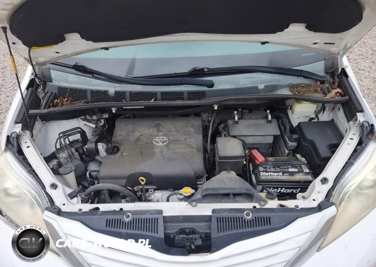 2015 Toyota Sienna Le VIN:5TDKK3DC9FS642845 - 12