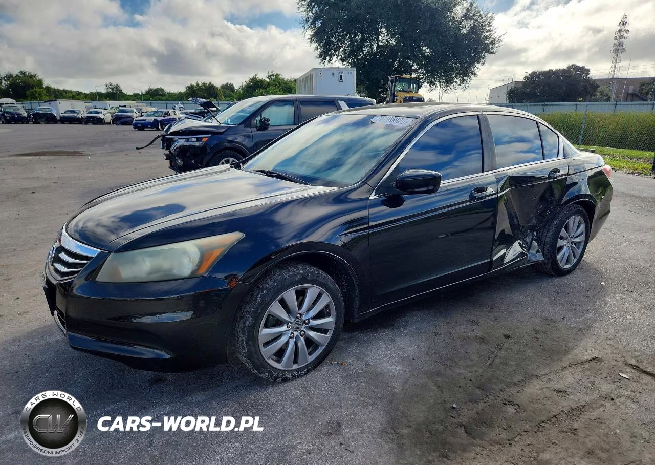2011 Honda Accord Ex VIN:1HGCP2F75BA082329 - 1