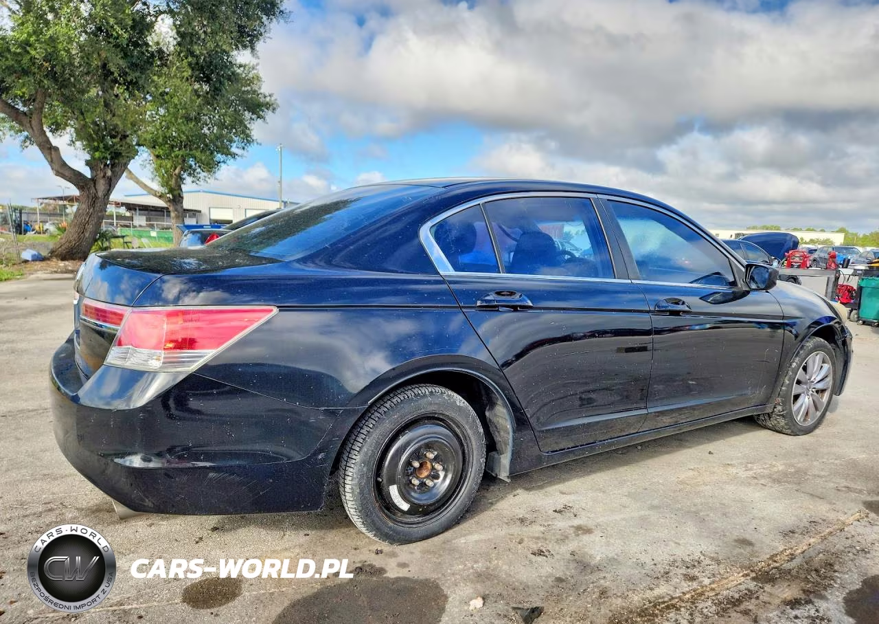 2011 Honda Accord Ex VIN:1HGCP2F75BA082329 - 3