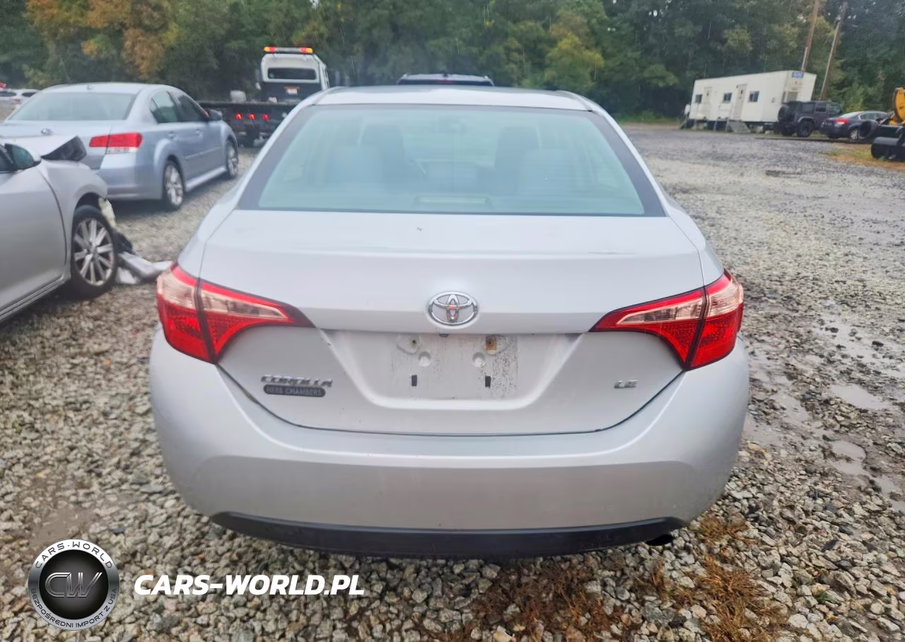 2017 Toyota Corolla Le VIN:2T1BURHE4HC792009 - 6