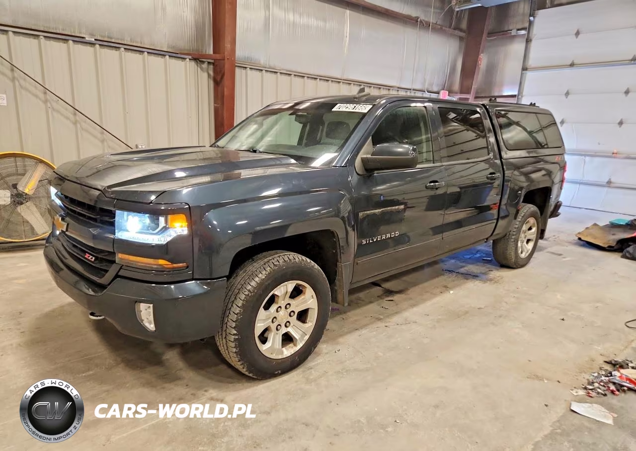 2018 Chevrolet Silverado K1500 Lt VIN:3GCUKREC0JG459643 - 1