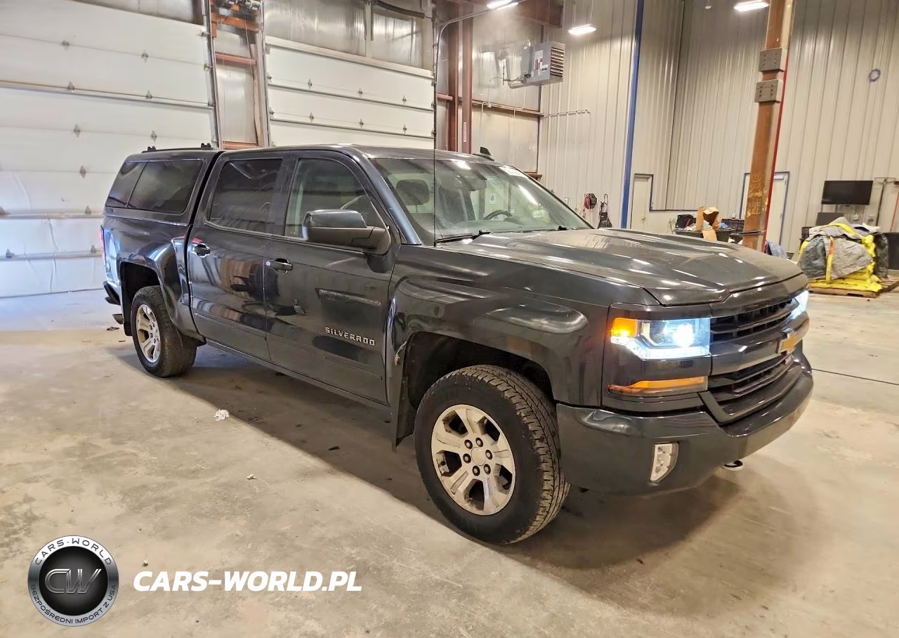 2018 Chevrolet Silverado K1500 Lt VIN:3GCUKREC0JG459643 - 4