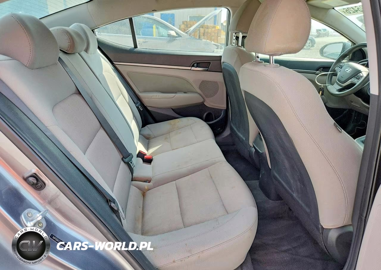 2018 Hyundai Elantra Sel VIN:5NPD84LF1JH254418 - 10