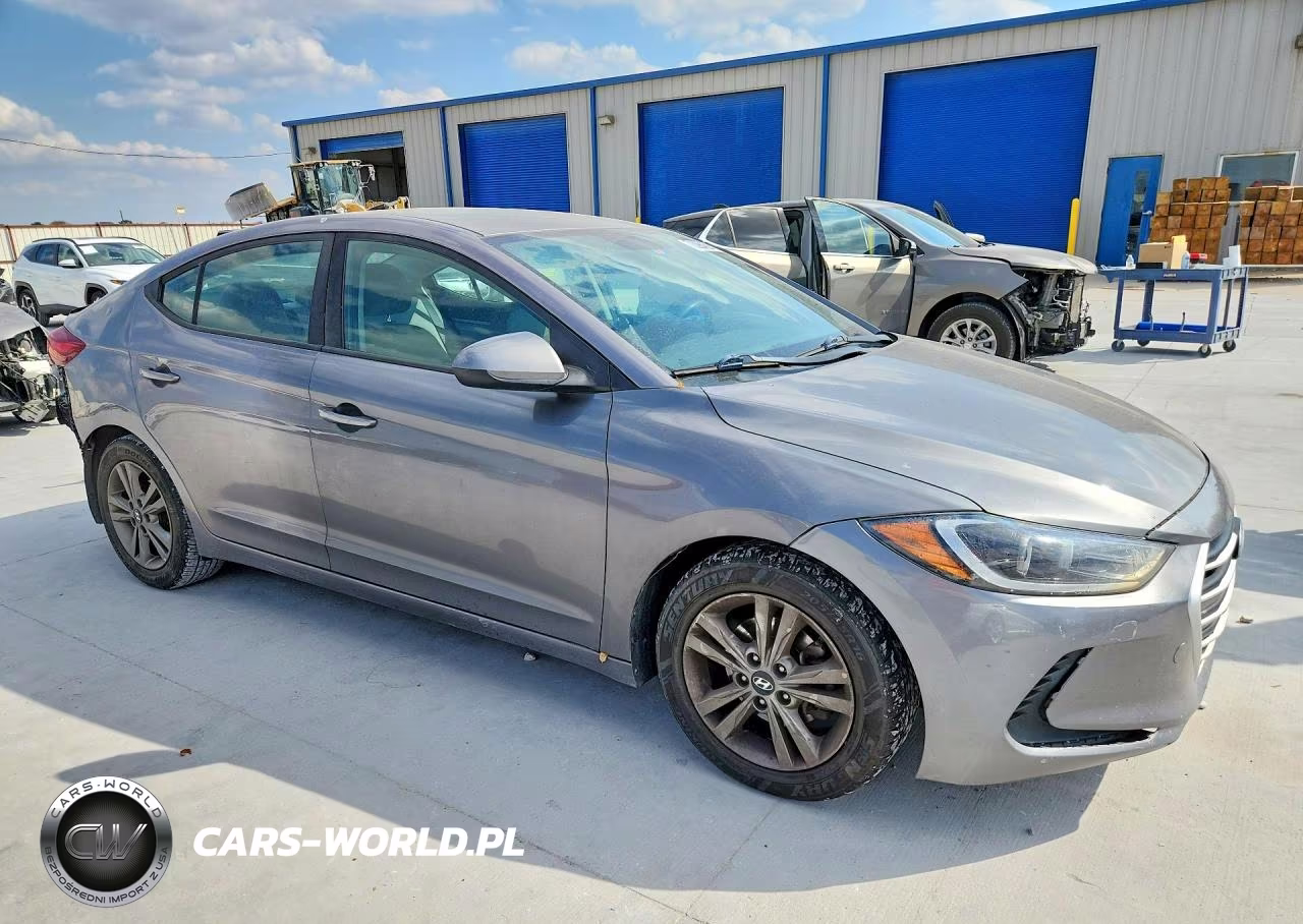 2018 Hyundai Elantra Sel VIN:5NPD84LF1JH254418 - 4