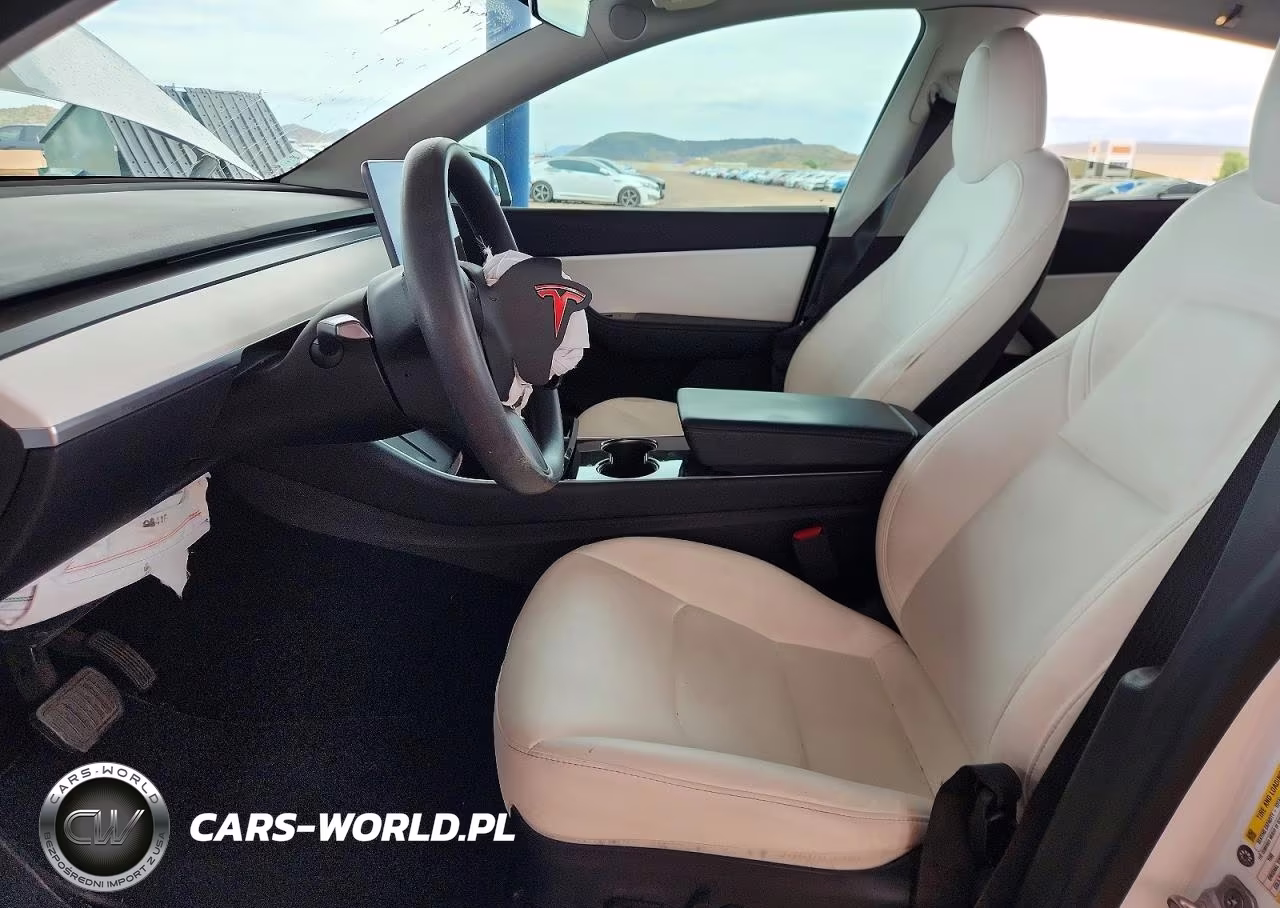 2020 Tesla Model Y VIN:5YJYGDEE9LF034289 - 7