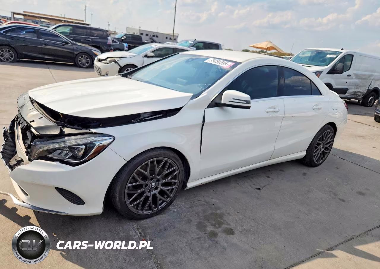 2018 Mercedes-Benz Cla 250 VIN:WDDSJ4EB1JN637772 - 1