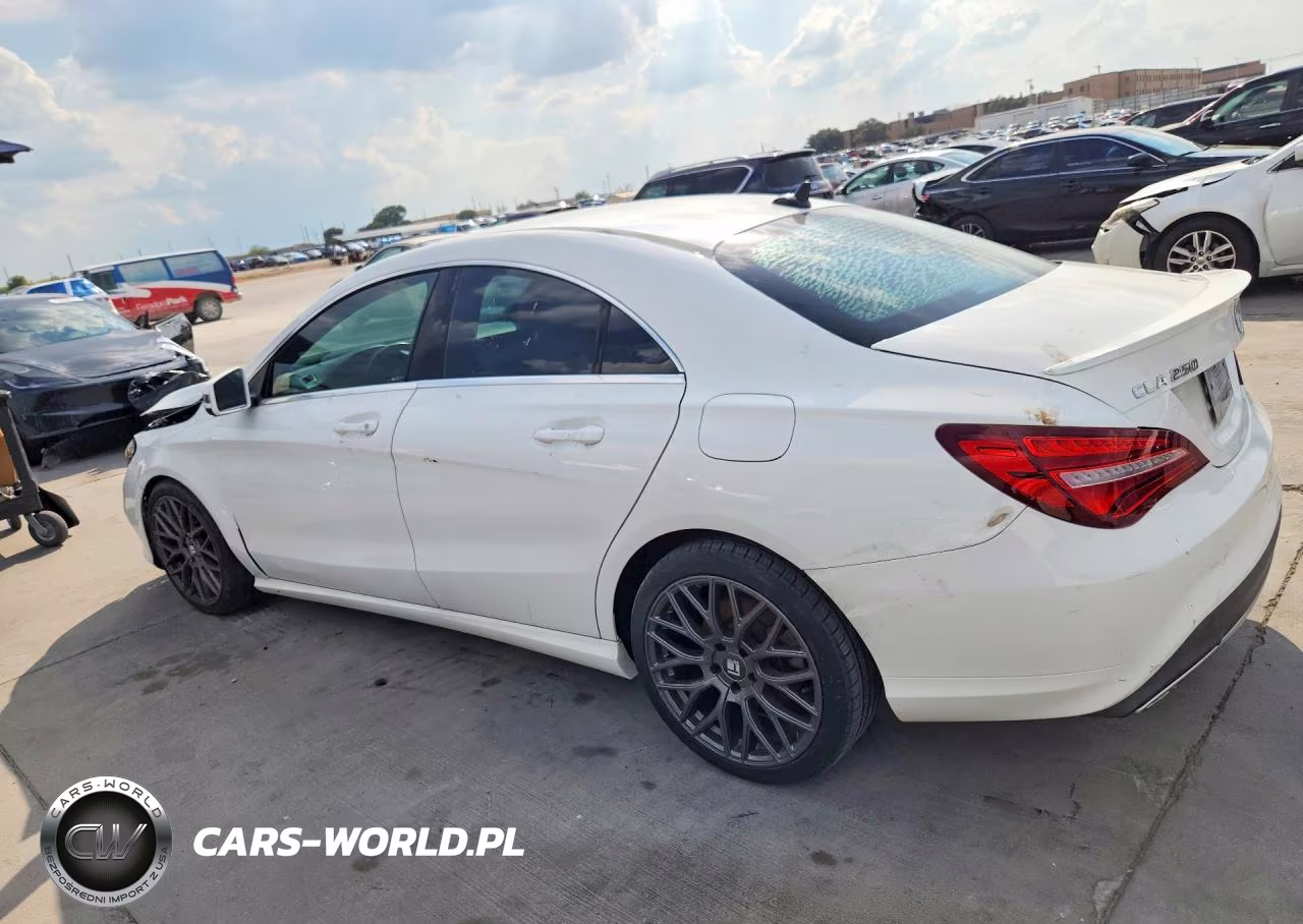 2018 Mercedes-Benz Cla 250 VIN:WDDSJ4EB1JN637772 - 2