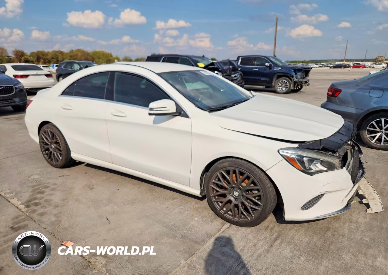 2018 Mercedes-Benz Cla 250 VIN:WDDSJ4EB1JN637772 - 4