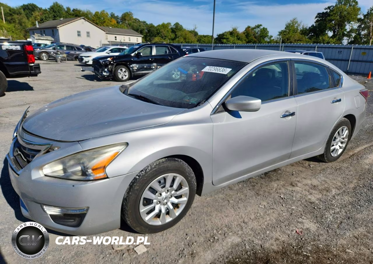 2015 Nissan Altima 2.5 S – zdjęcie 1 z 12