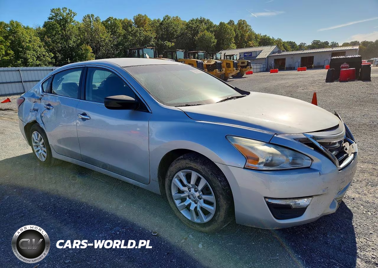 2015 Nissan Altima 2.5 S VIN:1N4AL3AP1FC450214 - 4