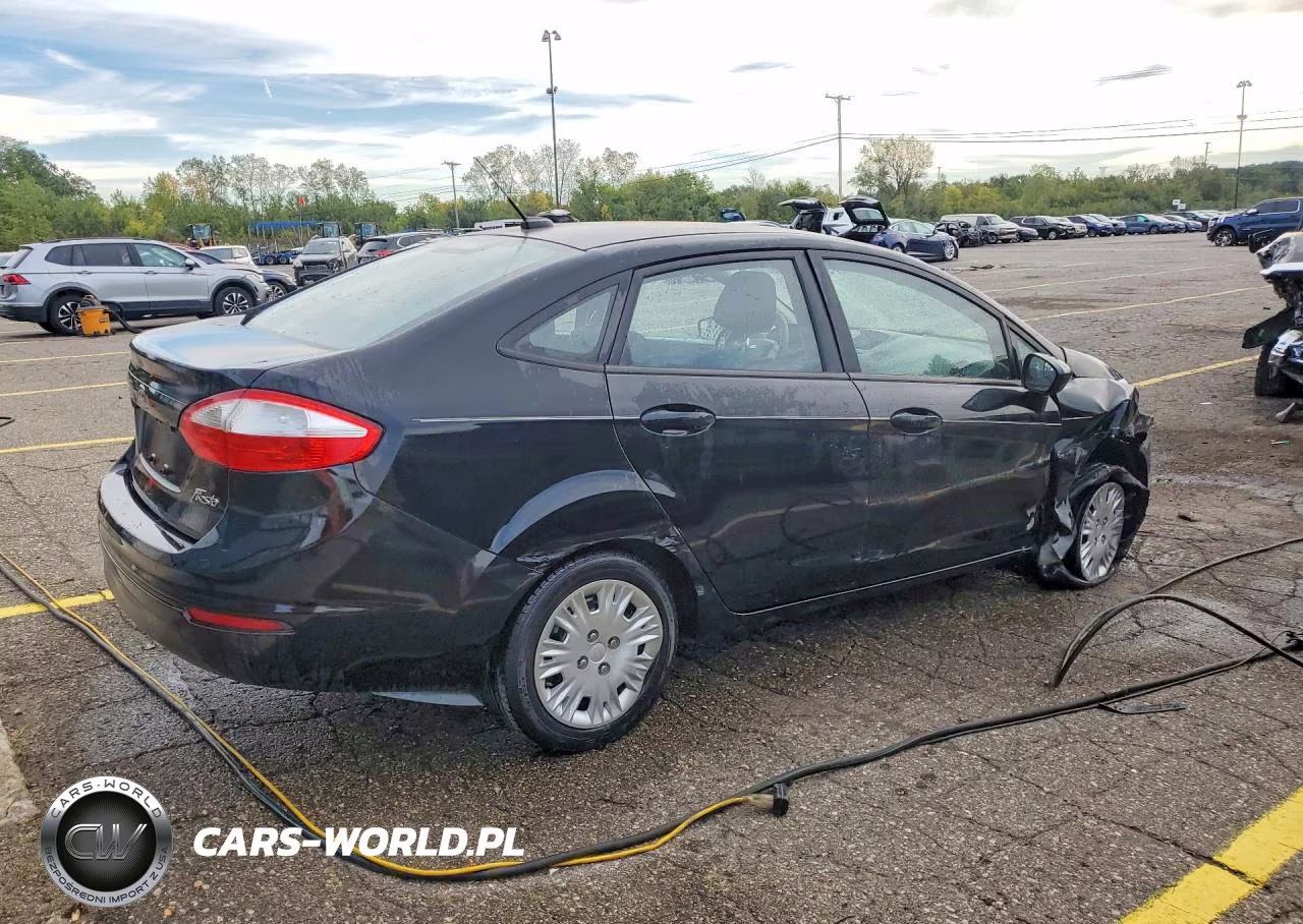 2016 Ford Fiesta S VIN:3FADP4AJ4GM199658 - 3