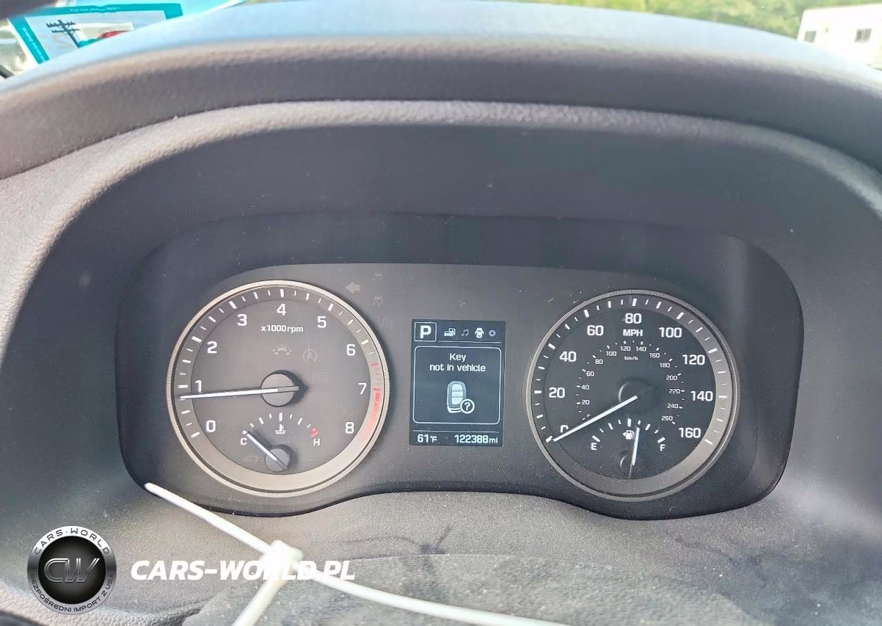 2016 Hyundai Tucson Sport VIN:KM8J3CA23GU152902 - 9