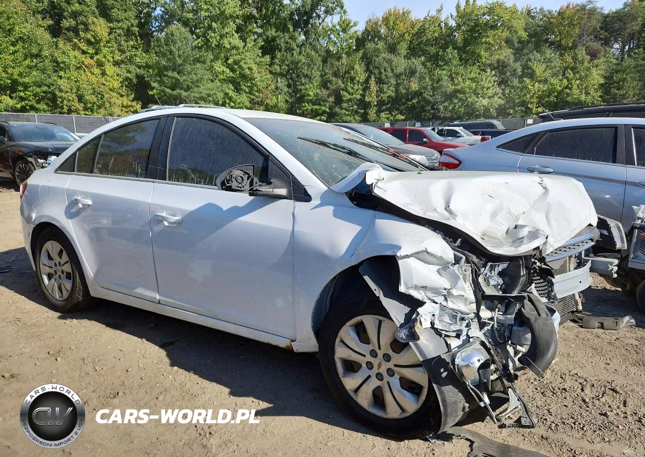 2012 Chevrolet Cruze Ls VIN:1G1PC5SH6C7290643 - 4