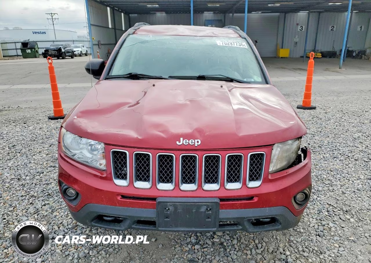 2012 Jeep Compass Sport VIN:1C4NJDBB7CD537907 - 5