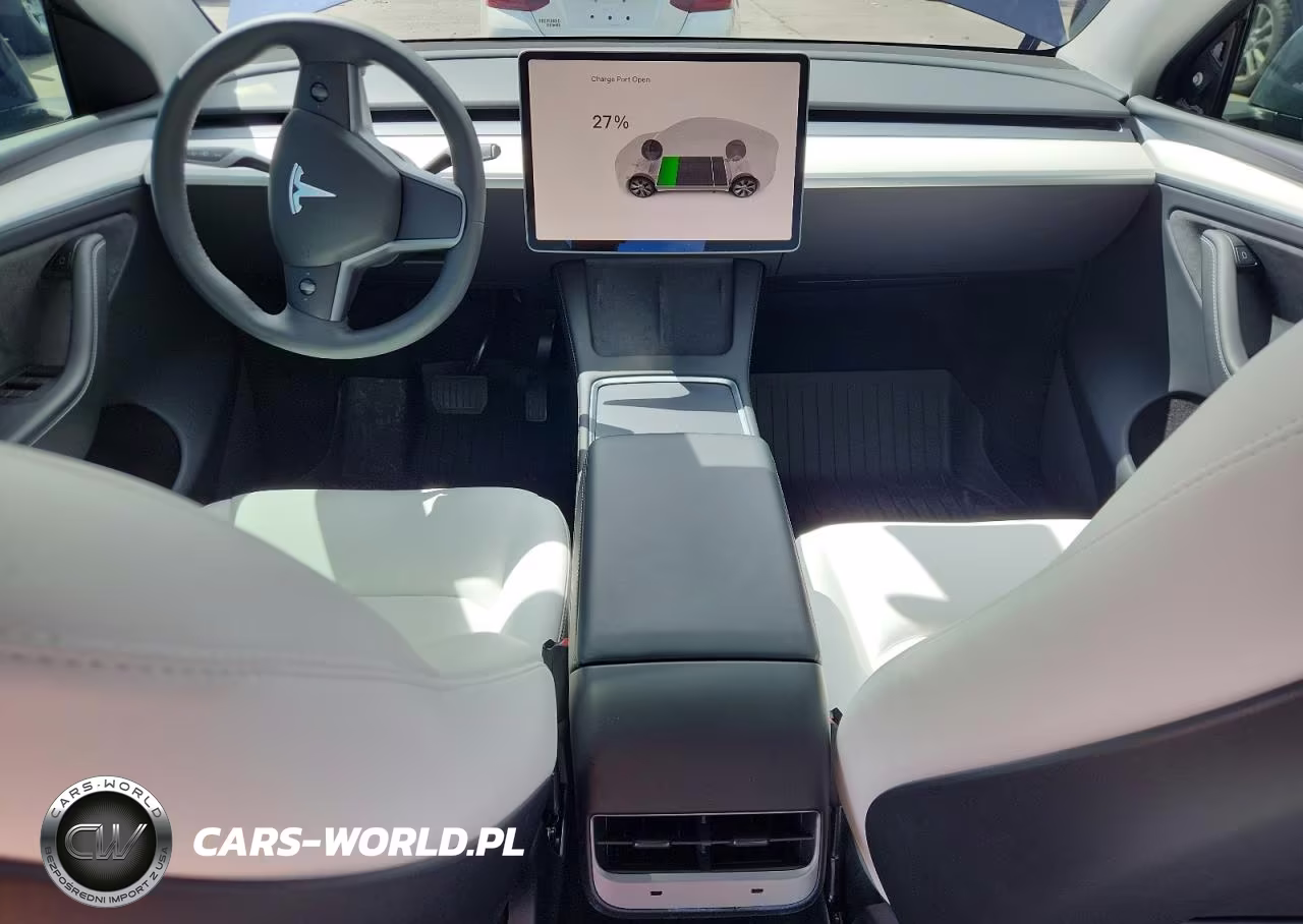 2023 Tesla Model Y VIN:7SAYGDEE8PA150136 - 8