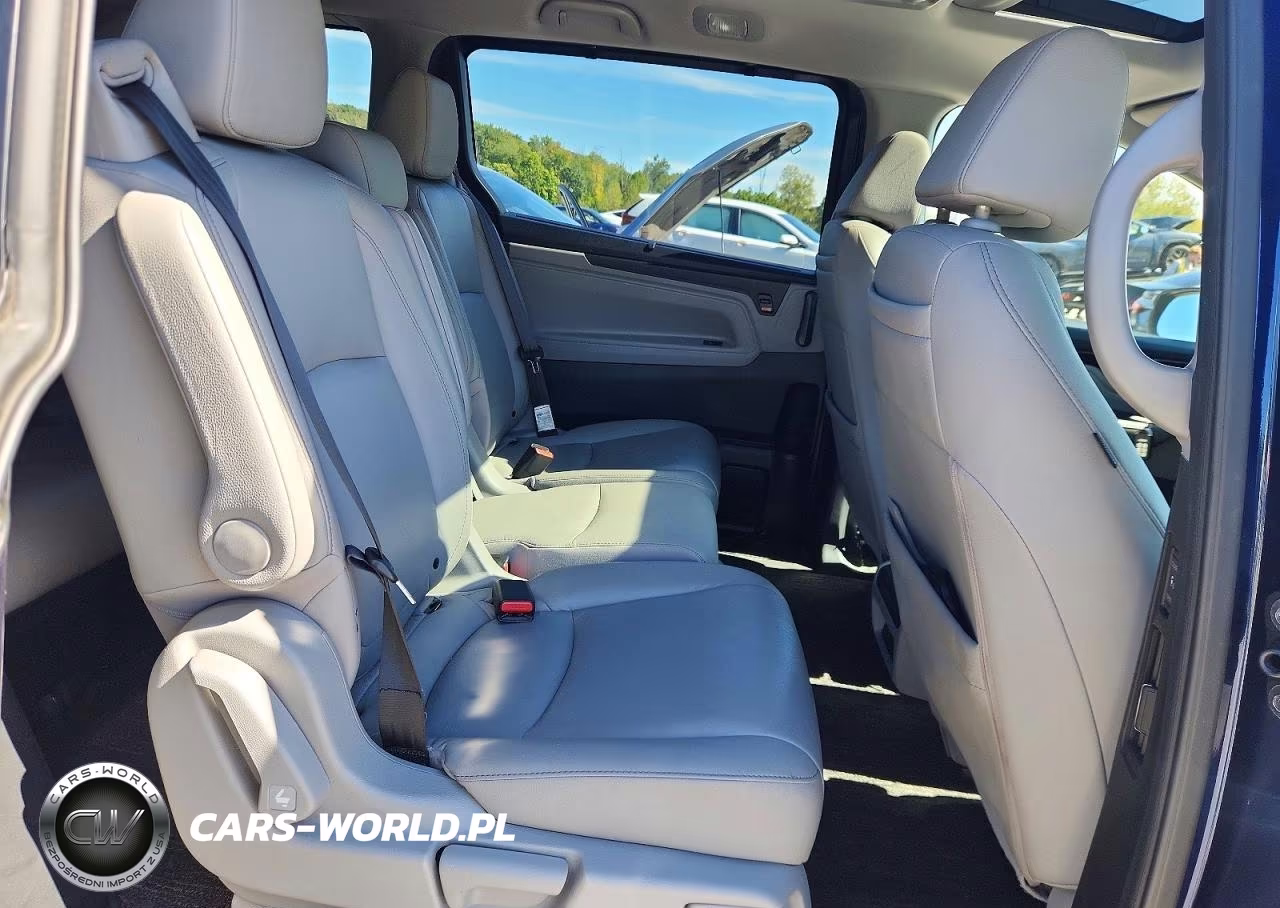 2022 Honda Odyssey Touring VIN:5FNRL6H83NB044708 - 11