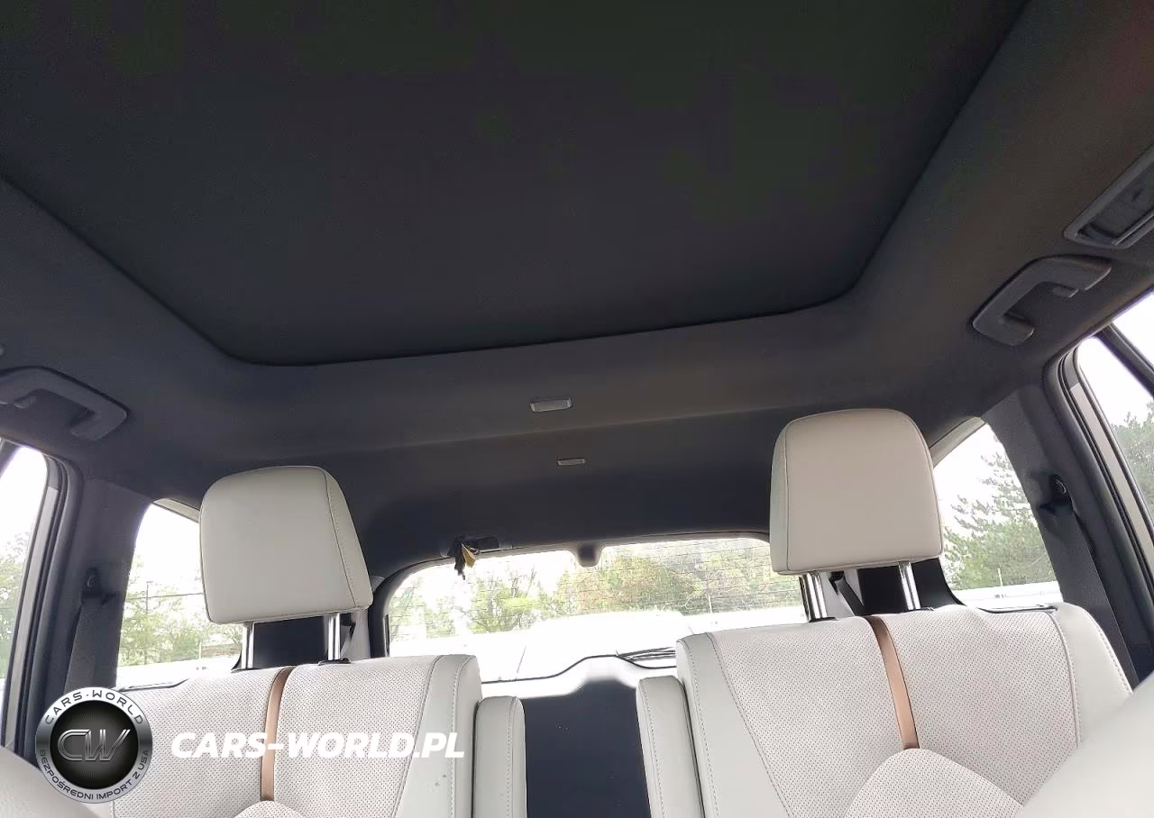 2026 Toyota Grand Highlander Hybrid Max Platinum VIN:5TDADAB51TS044176 - 10
