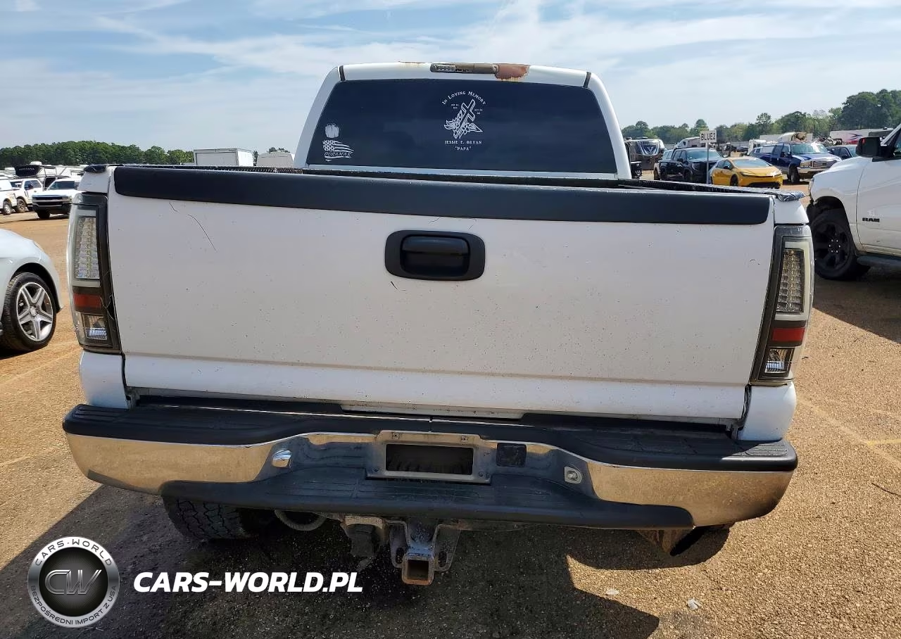 2003 Chevrolet Silverado K2500 Heavy Duty VIN:1GCHK23173F175246 - 6