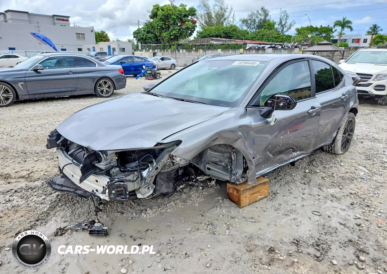 2026 Toyota Camry Se – zdjęcie 1 z 13