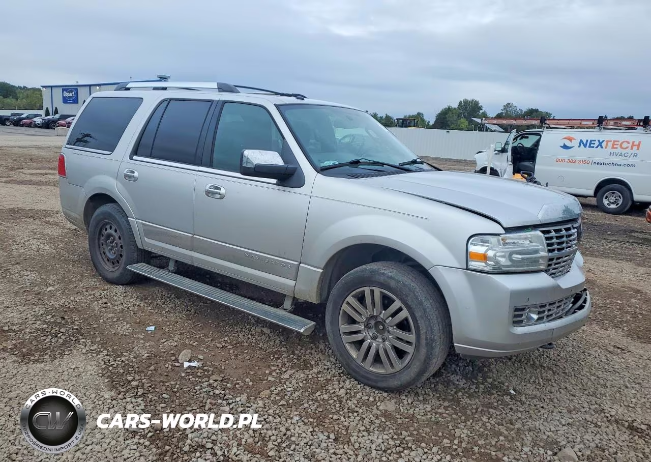 2012 Lincoln Navigator VIN:5LMJJ2J53CEL05046 - 4
