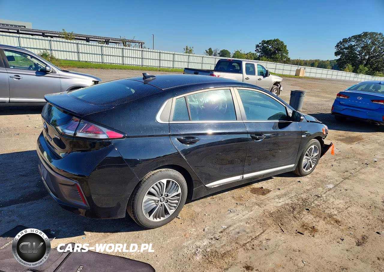 2020 Hyundai Ioniq Plug-In Hybrid VIN:KMHC75LD5LU237841 - 3