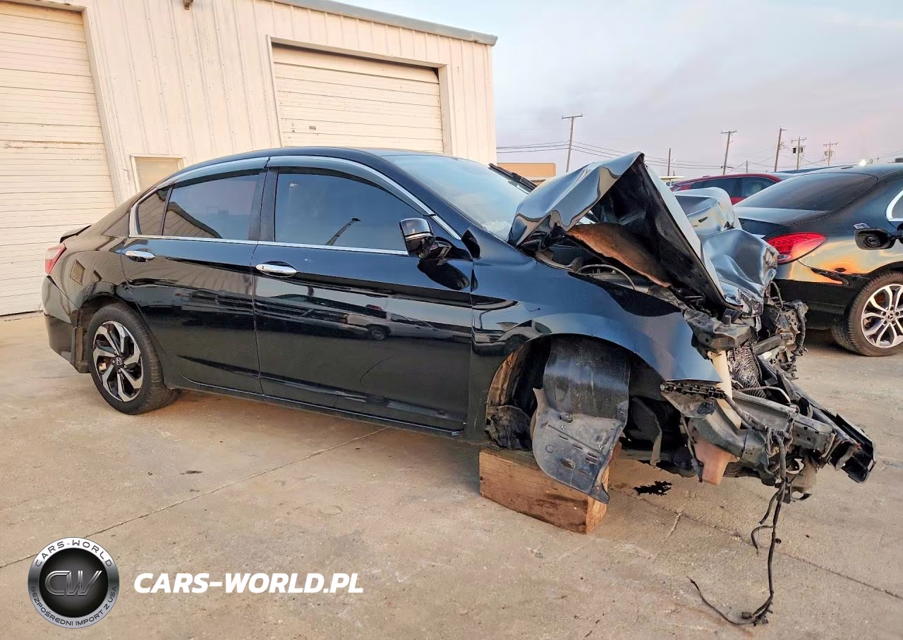 2017 Honda Accord Exl VIN:1HGCR2F98HA027202 - 4