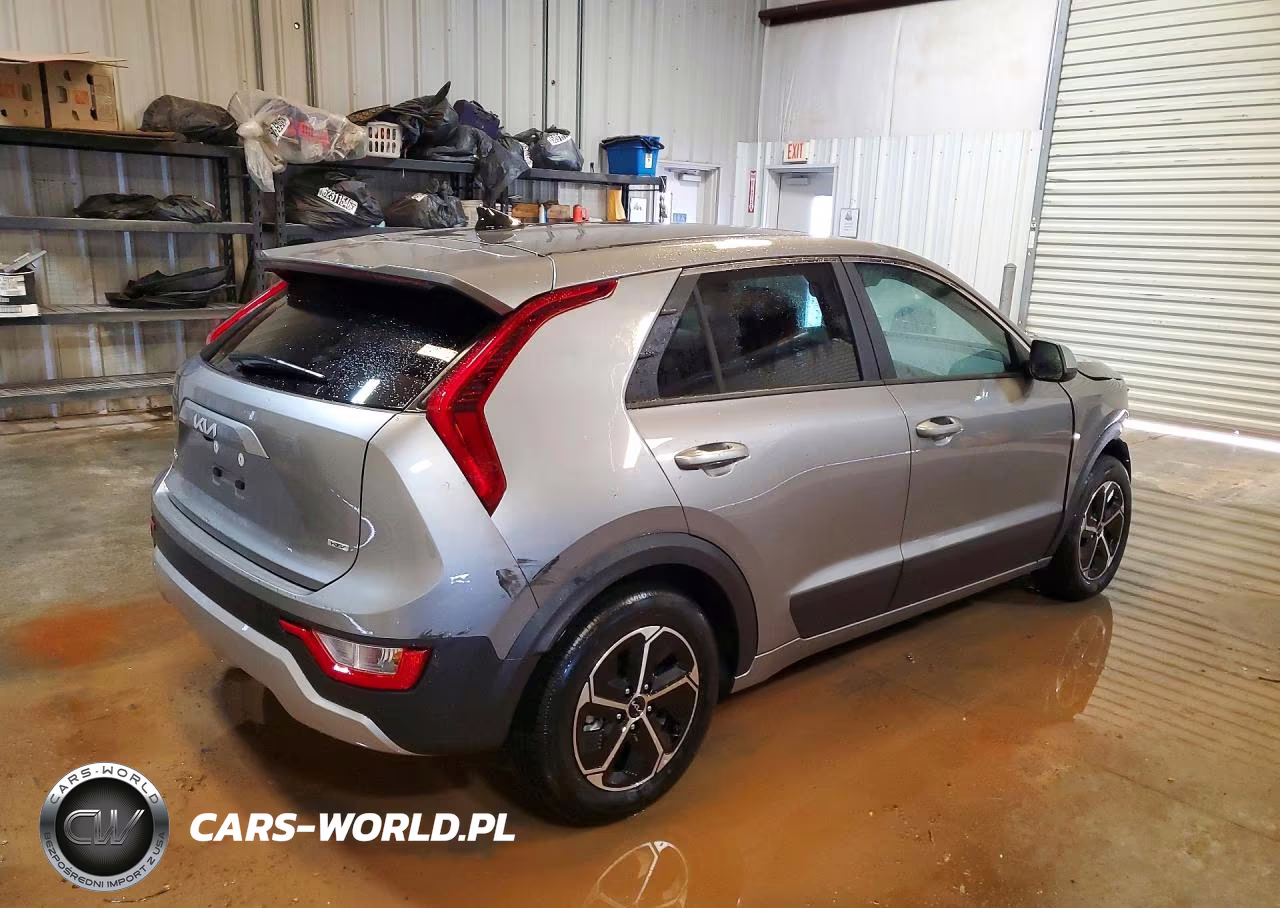 2026 Kia Niro Lx VIN:KNDCP3LE0T5362127 - 3