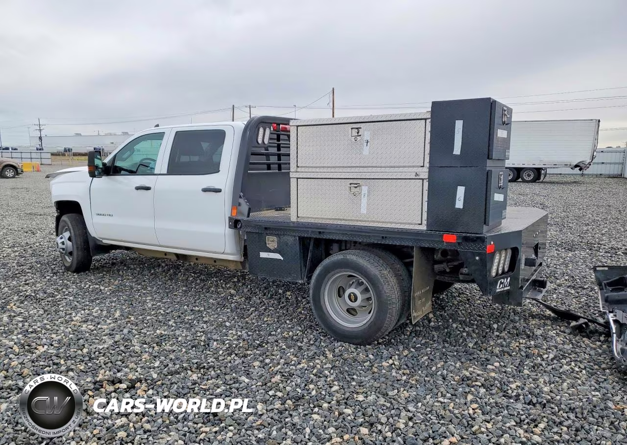 2018 Chevrolet Silverado K3500 VIN:1GC4KYCG8JF258090 - 2